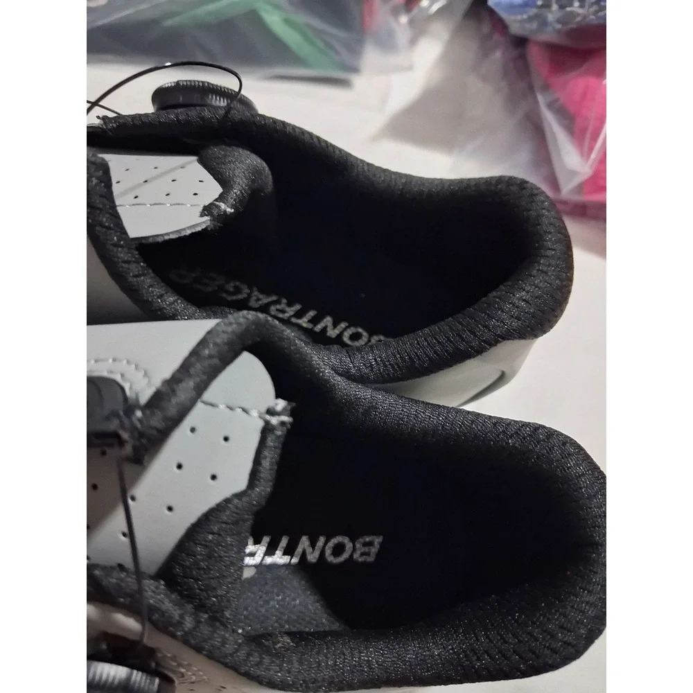 NEW Bontrager Sonic Women's size 8.5 Road Cycling Shoes Workout  Active Athletic